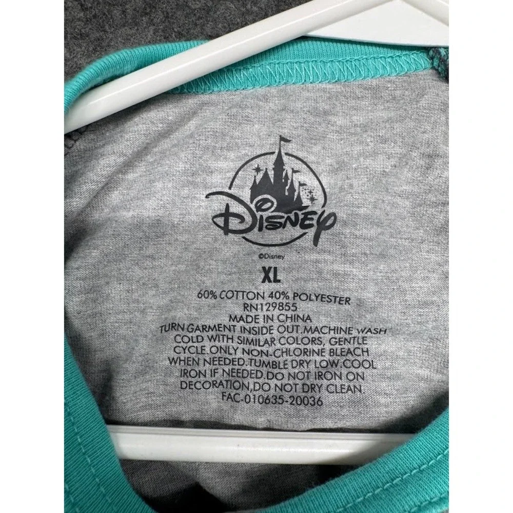 Disney pluto graphic